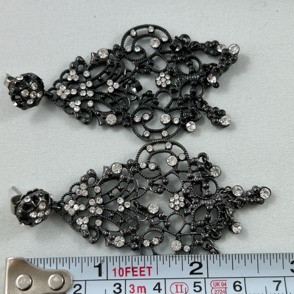 Chandelier earrings - Picture 5 of 5